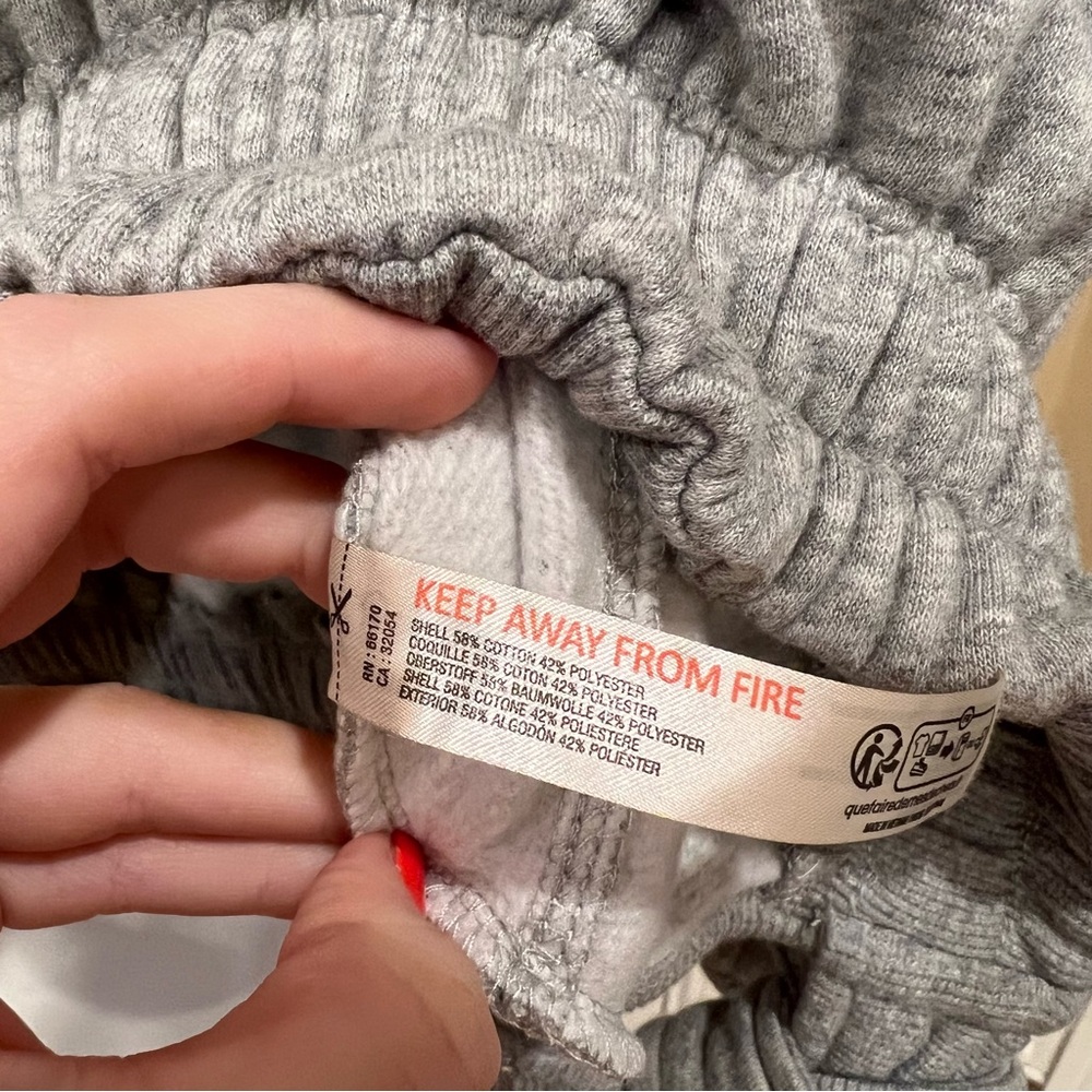 NEW Daily Practice by Anthropologie Long-Sleeve Funnel Neck Sweatshirt Medium - Picture 10 of 10